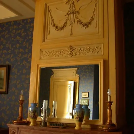 Chateau De Longsard