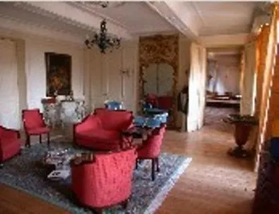 Chateau De Longsard