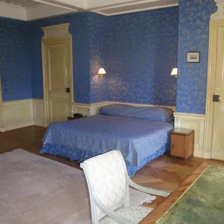 Pensionat Chateau De Longsard